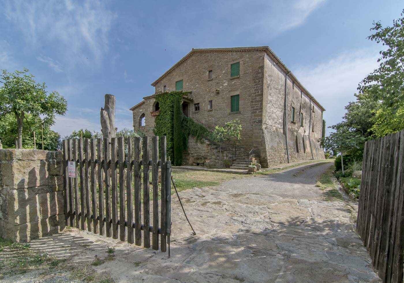 Traditional 15th century charm